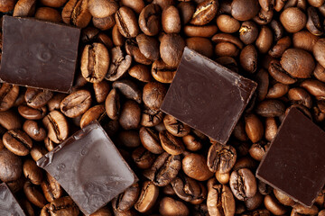 roasted coffee beans with black chocolate