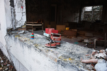 Fototapeta na wymiar giochi abbandonati a Pripyat