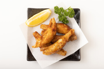 鶏皮餃子　鶏皮ギョーザ　(揚げ)