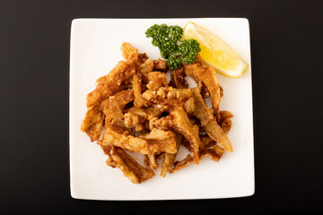 やげん軟骨　剣状軟骨の唐揚げ
