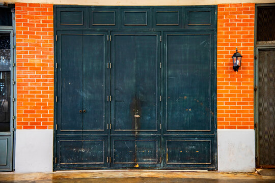 retail, restaurant, european, old-fashioned, rustic, estate, mall, cafe, shop, green, mint, interior, property, storefront, market, commercial, bookstore, business, old fashioned, houses doors, grunge