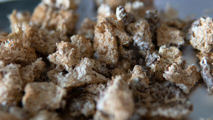 dried fruiting bodies of Hericium erinaceus.