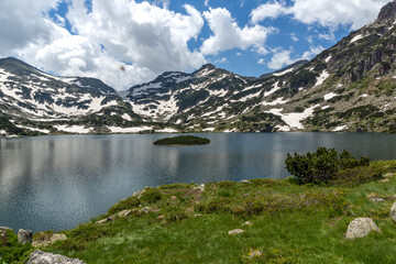 Fototapeta na wymiar Summer Landscape of Pirin Mountain near Popovo Lake, Bulgaria