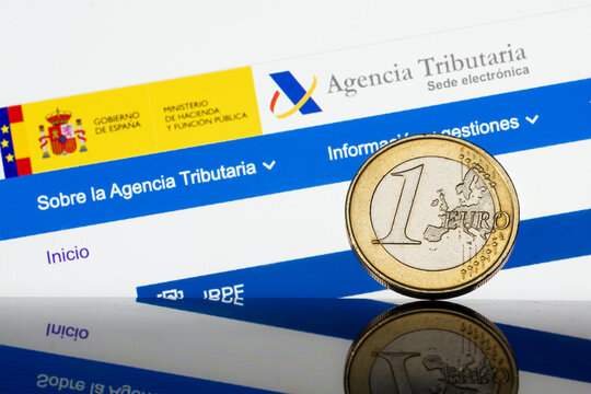 Income Tax Campaign Spain. Euro Coin IRPF web Background. Declaracion de la Renta Macro
