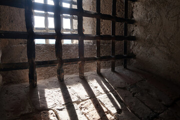 vergittertes Fenster - metal grilled window