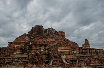 Fototapeta na wymiar タイ　アユタヤ遺跡：Ayutthaya ruins, Thailand