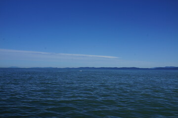 Obraz premium バンクーバー 海 遊覧船 水平線 観光 ホエールウオッチング