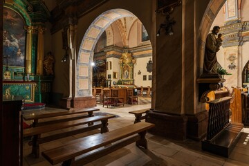 Fototapeta na wymiar Wnętrze Kościoła Świętego Mikołaja w Krakowie