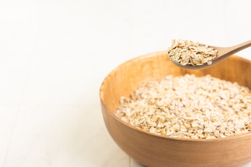 オートミールとスプーン