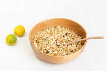 グラノーラとレモン