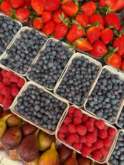 seasonal fruit box in the market
