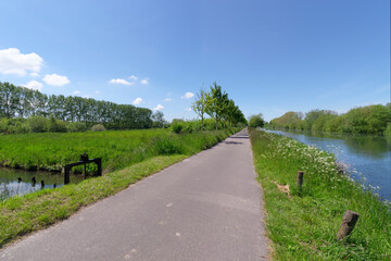 Abeville to Sain-Valery canal in the bay of Somme