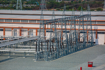 Installation of high-voltage column steel work at height risk