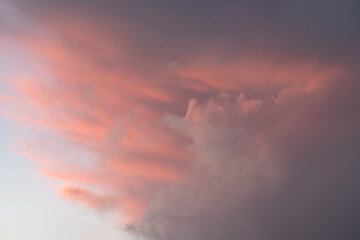 Fototapeta na wymiar Sky with red-colored clouds