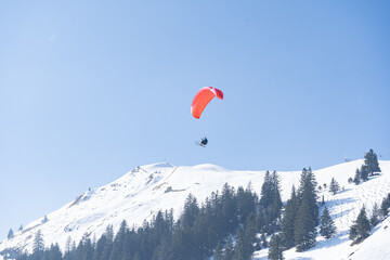 Stoos is a car-free leisure, sports and vacation resort with a fully comprehensive infrastructure and extremely varied offers for winter sports enthusiasts of all kinds. Schwyz, Muotatal, Morschach.