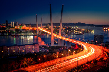 Plakat Cityscape overlooking the Golden bridge in blue hour.