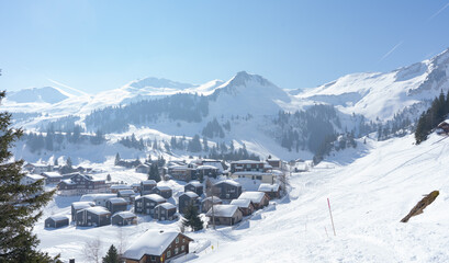 Stoos is a car-free leisure, sports and vacation resort with a fully comprehensive infrastructure and extremely varied offers for winter sports enthusiasts of all kinds. Schwyz, Muotatal, Morschach.