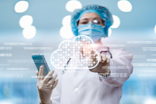 Doctor transfer data from phone to data cloud .