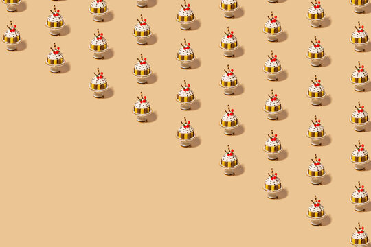 Cake miniature pattern