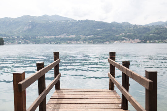 Fototapeta wood pier on the lake