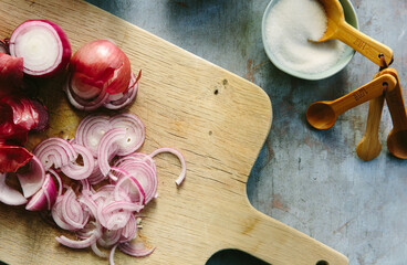 Preparation of quick pickled onions