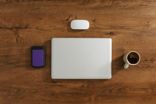 Minimal Desk Setup