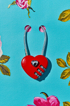 heart-shaped combination padlock