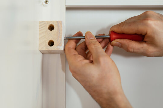 Assebly of a cabinet