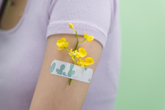 vaccination Woman Showing Arm safe life 