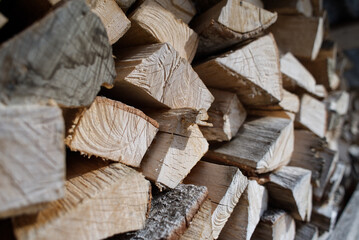 Holzscheitel Lager und Brennholz für den Holzofen