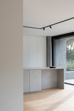 minimalist kitchen
