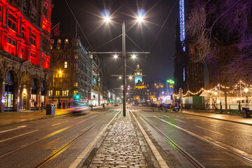 Fototapeta premium Edinburgh Market Street Night Lights