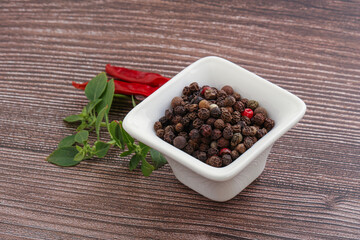 Red, black, yellow pepper mix