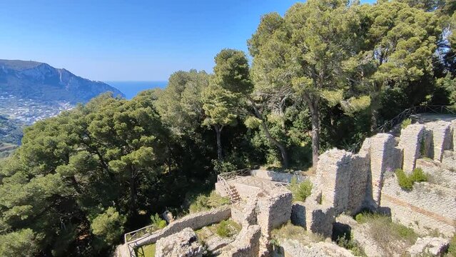 Capri - Panoramica dai ruderi di Villa Jovis