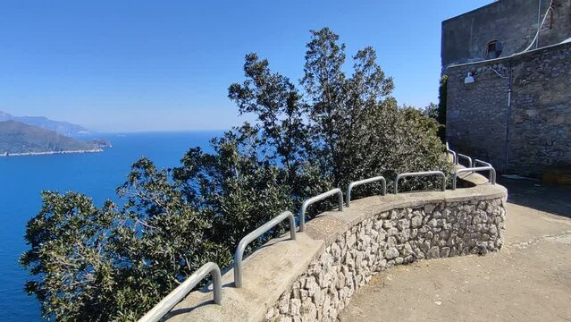 Capri - Panoramica dalla cappella di Villa Jovis