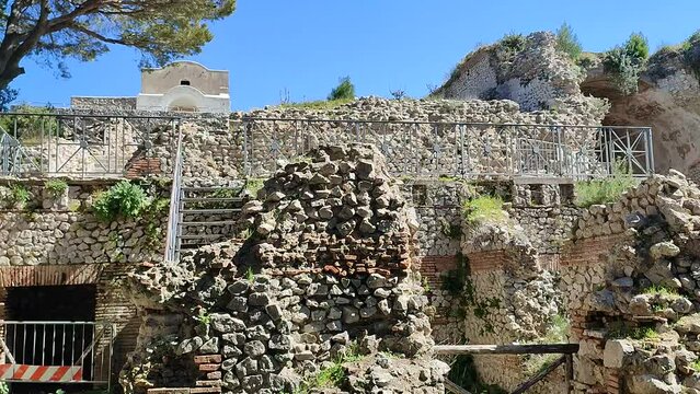 Capri - Panoramica dei ruderi di Villa Jovis