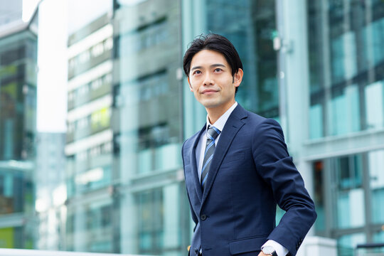 ビジネススーツの男性