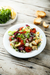 Grilled vegetable salad with cheese