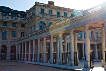 Fototapeta na wymiar Buildings royal palace in Paris