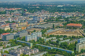 Panorama na miasto Wrocław z punktu widokowego z słoneczny letni dzień