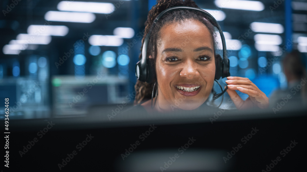 Poster mature ceo specialist working on computer in night creative office environment. beautiful diverse mu