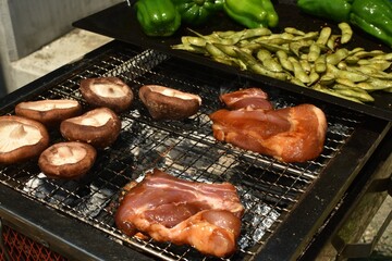 バーベキュー　ジューシーなお肉とおつまみ