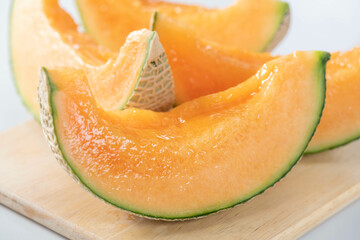 新鮮で美味しい赤肉のメロン