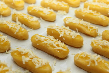 The Kaasstengels (Dutch cheese finger cookies) are ready to bake