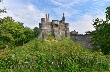 Fototapeta premium Frankreich - Le Plessis-Macé - Schloss Le Plessis-Macé