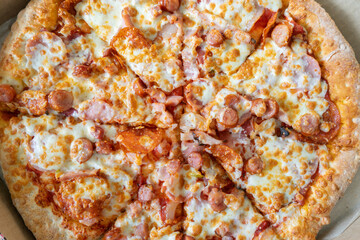 pizza cheese crust meat in a box topping sauce vegetables delicious fast food