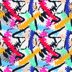 Urban seamless pattern with chatic curved elements and grunge wave lines