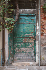 wooden door in Venice