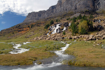 Pirineo aragones en otoño.Huesca.España