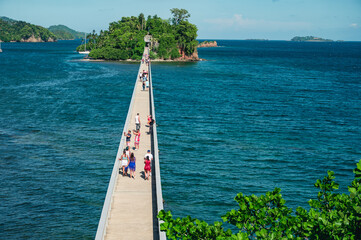 Brug Samana van leona in north part of Dominican Republic